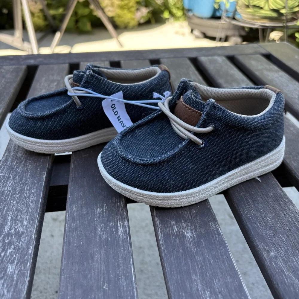 NWOB Old Navy Kids 6 Blue Loafer Shoes Preppy Canvas 416608-00-1